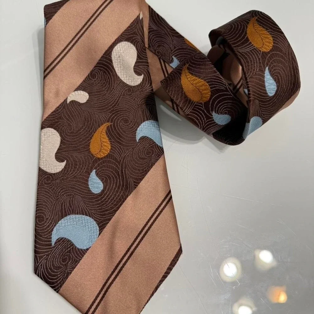 Vintage M. Luiso Mario Tie – Made in Italy